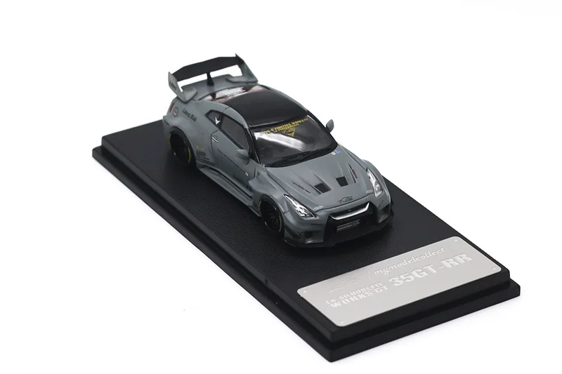 MC 1:64 LB GT Diecast Model Combat Grey Limited499 Diecast Model Car