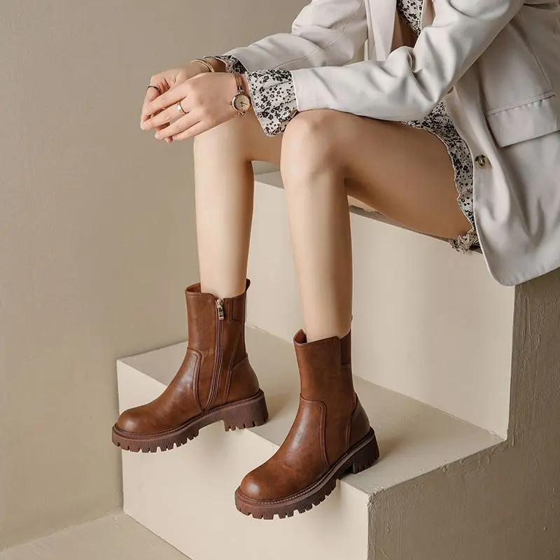 Mid Calf Shoes Woman Brown Middle Heel Round Toe Half High Boots for Women Leather Winter 2024 Novelty Hot Footwear New Rock Pu