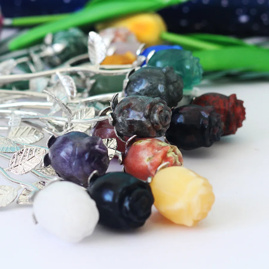 2.5x16cm Crystal Rose. Natural Crystal Rough Stone. Semi-precious Rose Flower Ornaments. Valentine's Day Gift. Crystal Handicraf