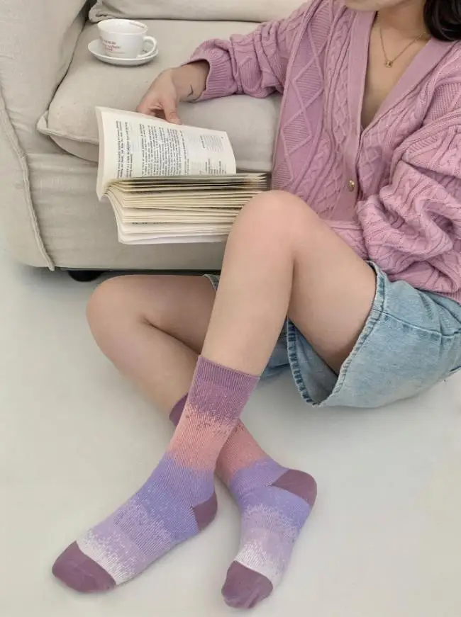 Stylish Japanese Designer Hosiery Cotton Mid-Length Women Socks For Daily Casual Matching, Dual-Stitch Ombre Tie-Dye Unisex
