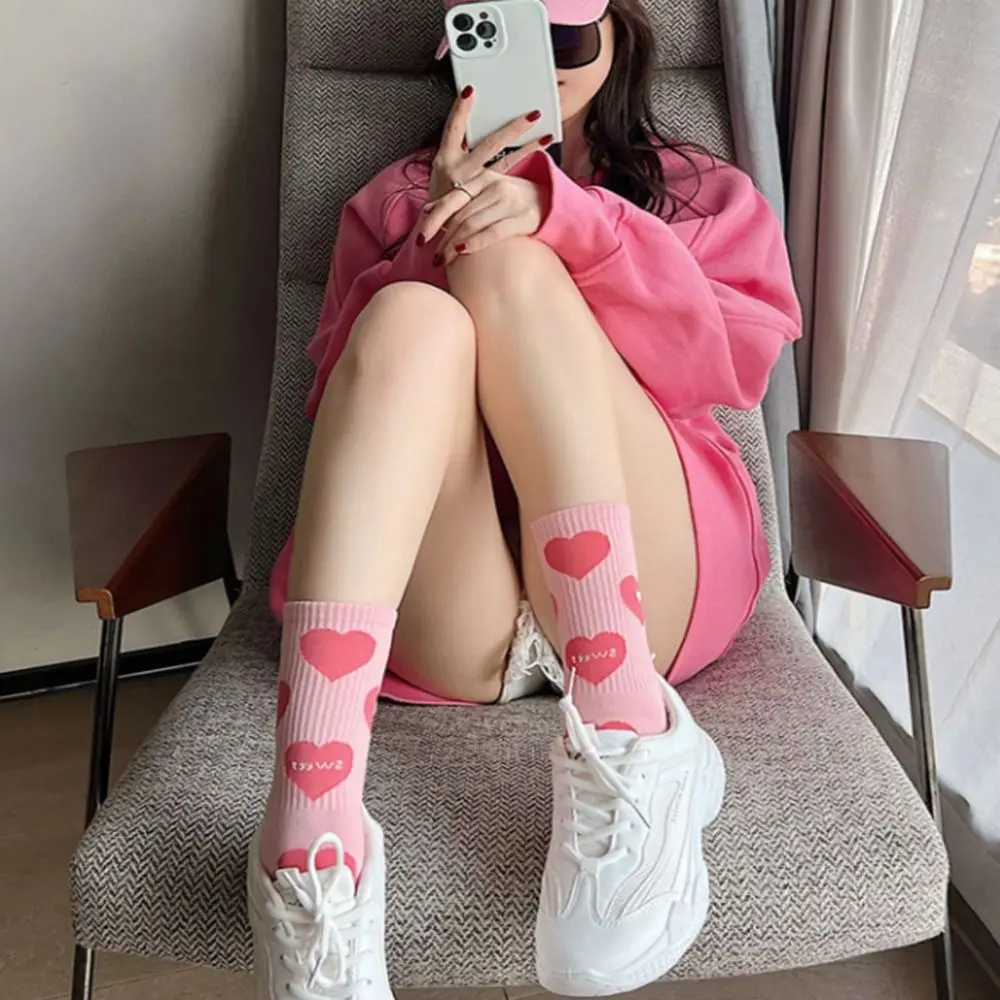 Sweat Absorption Heart Strawberry Women Cotton Socks Cute Breathable Casual Socks Comfortable Sports Socks