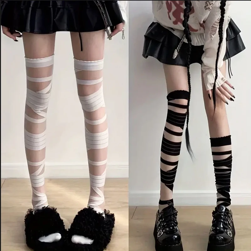 

Японские чулки в стиле Лолита, черно-белые, с ремешками, в стиле JK, с перекрестными ремешками, длинные, выше колена.