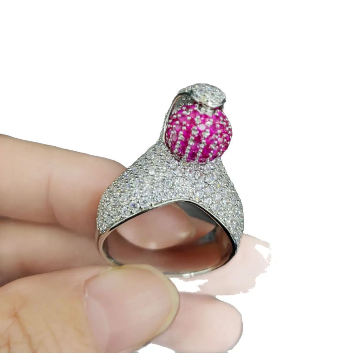 

Iced Out Full Paved Zircon Ring Men Women Punk Rock Hip Hop Metal Copper Inlay Bling Crystal Fashion Exaggerated Finger Ring Tre