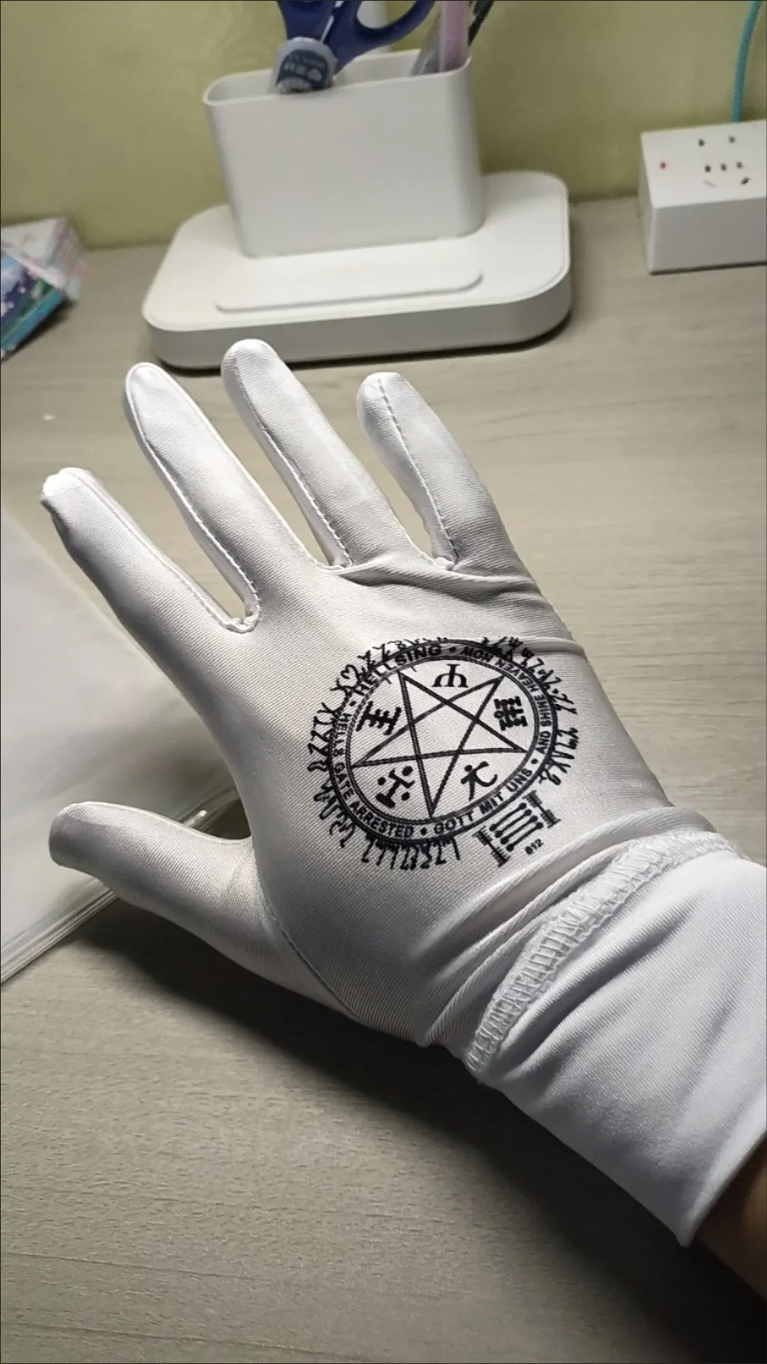 Guantes con estampado HD de círculo mágico de pentagrama blanco de Anime Hellsing Alucard, accesorios de Cosplay para Halloween y Navidad