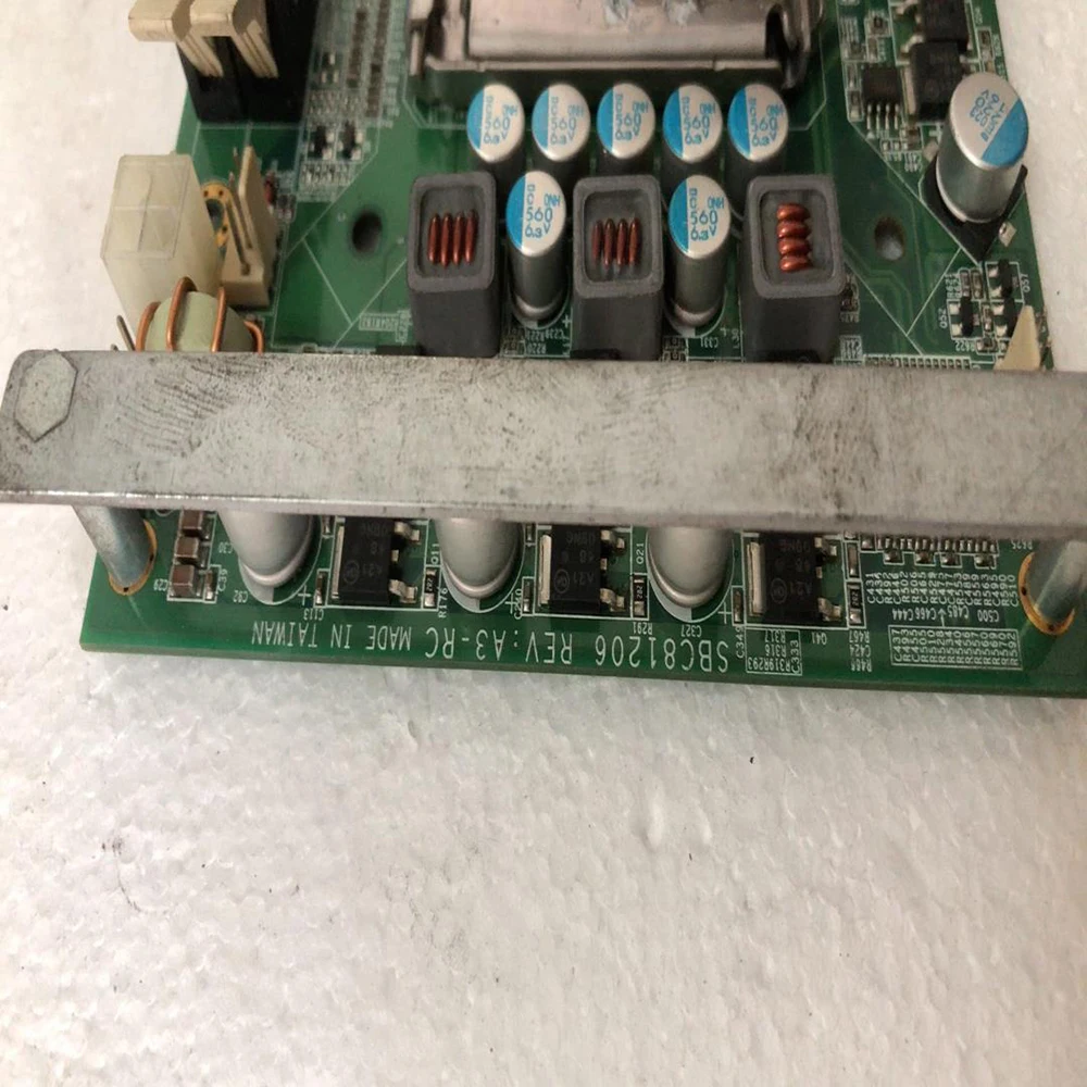 

Промышленная материнская плата с высокой надежностью SBC81206 REV:A3-RC