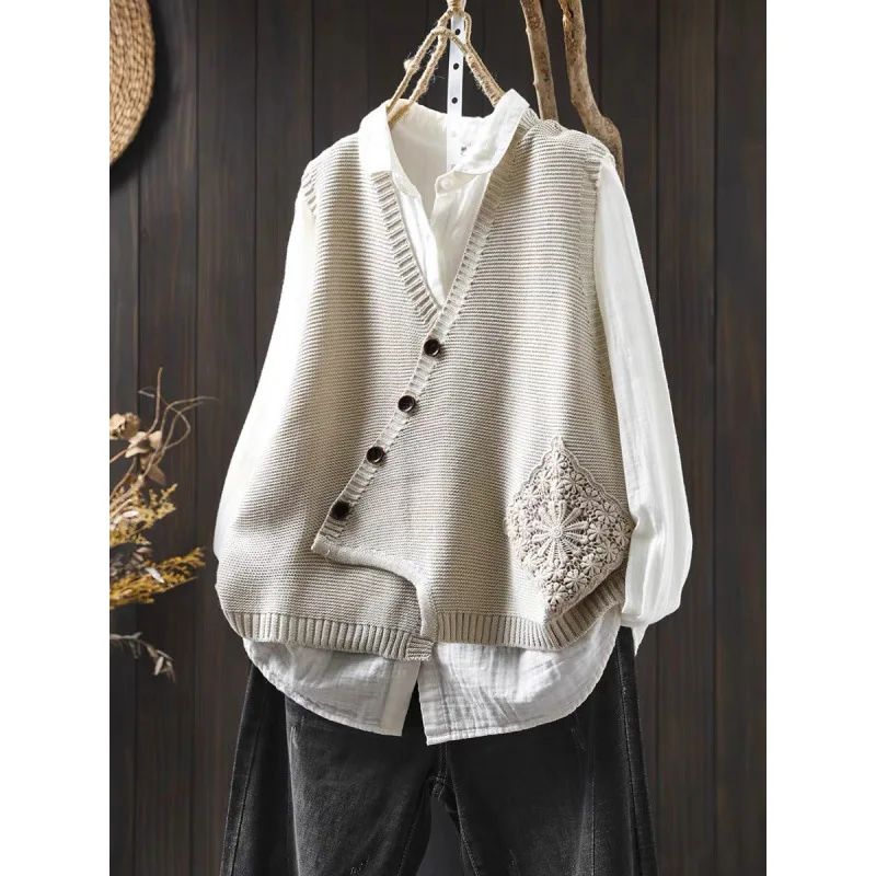 Lace Appliqued Cotton Yarn Knitted Cardigan for Women, Loose-Fitting, Suitable for Autumn Layering, Double-Breasted Jacket