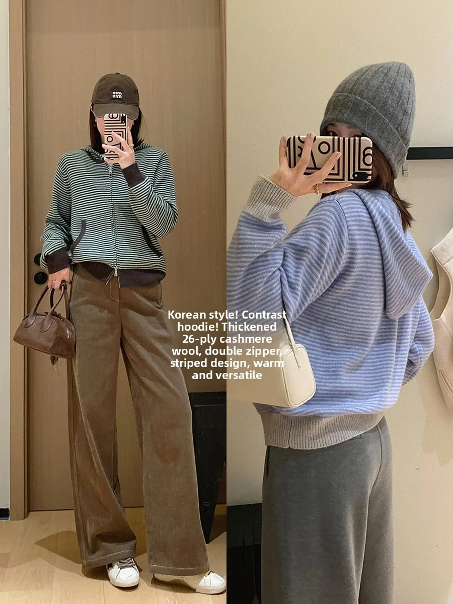 

Thiened Double Zipper Knitted Cardigan Coat with Hat Stripe Design Women's Winter Faion Camere Woolen Sweater Jaet