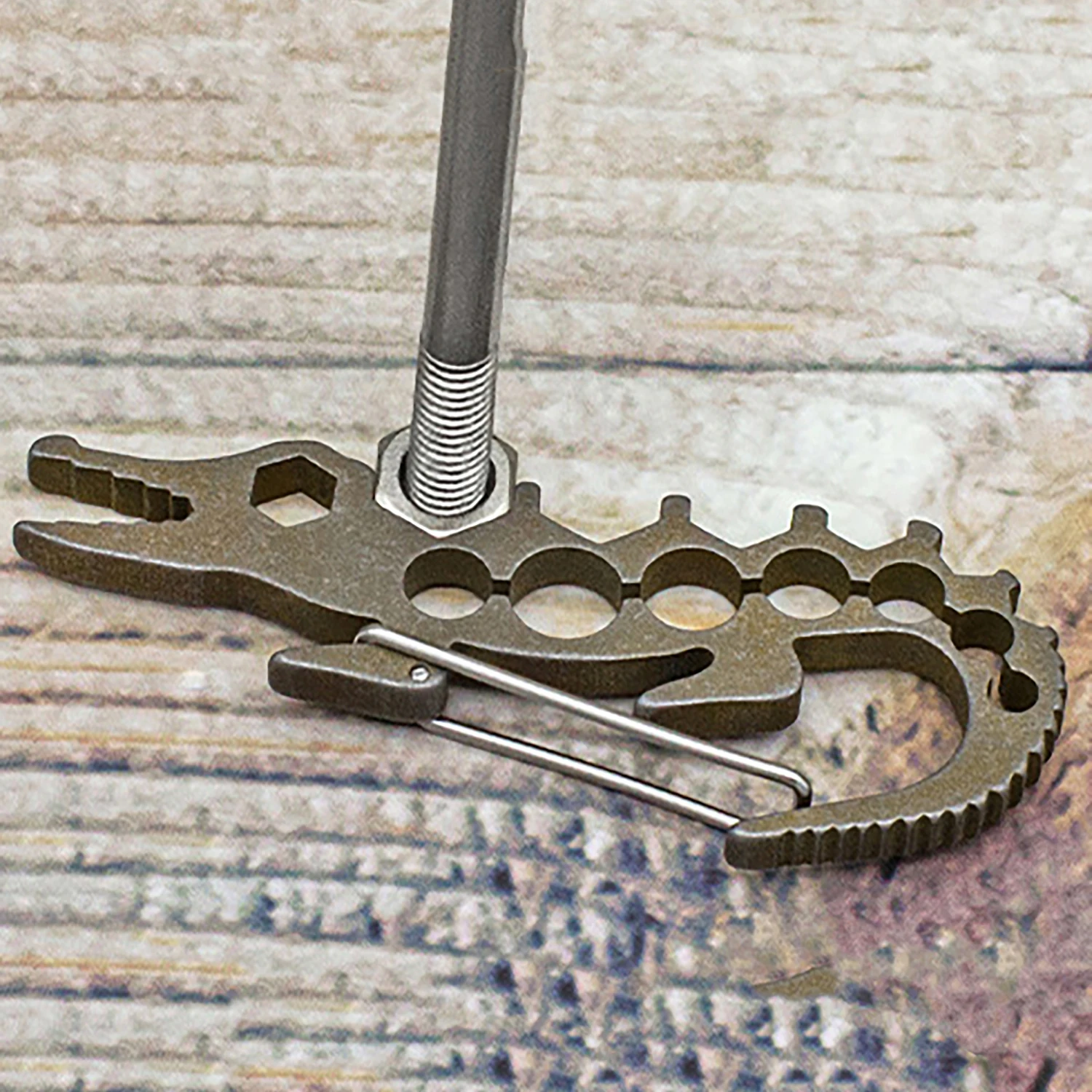 CNC Titanium Crocodile Keychain Blue Bronze Gray