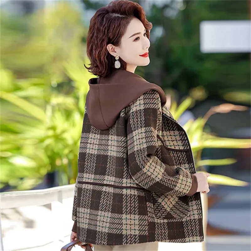 

2024 Spring Autumn Plaid Coat Women Hooded New Middle-Aged Old-Aged Jacket Female Western-Style Outerwear Loose Outcoat Cardigan