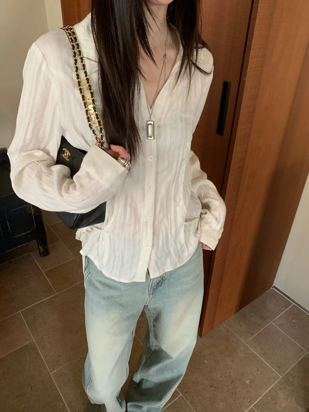 

Lilian V-Neck Belted Slimming High-End Lightweight Anti-Aging Fashionable Shirt Ladylike Commute Style Loose Fit Long Sleeve