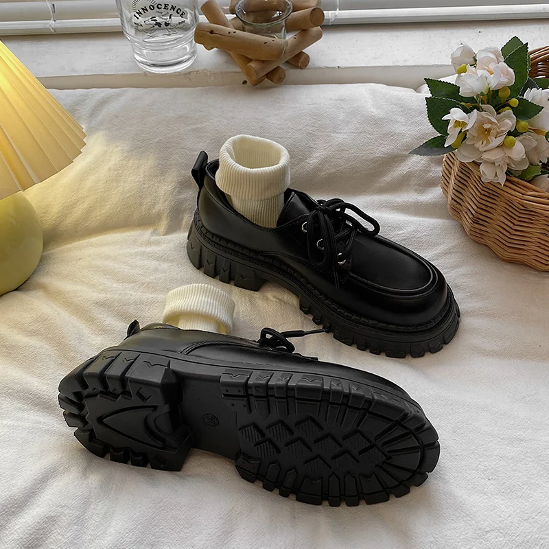 Women Shoes Autumn Black Flats Oxfords Clogs Platform Female Footwear All-Match British Style Fall Cross Summer Leather Creepers