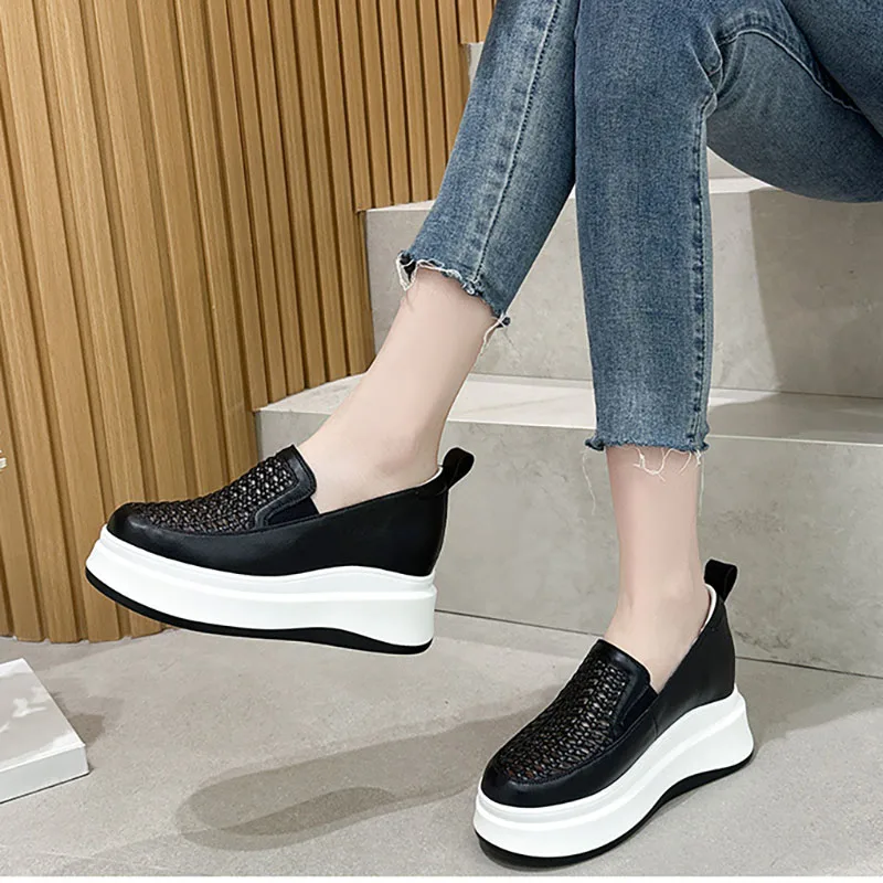 

XMWRLW 2026 Leather Women Spring Autumn Casual Shoes Slip on Loafers Thick Sole Female Wedges Shoes Non Slip Autumn Loafers