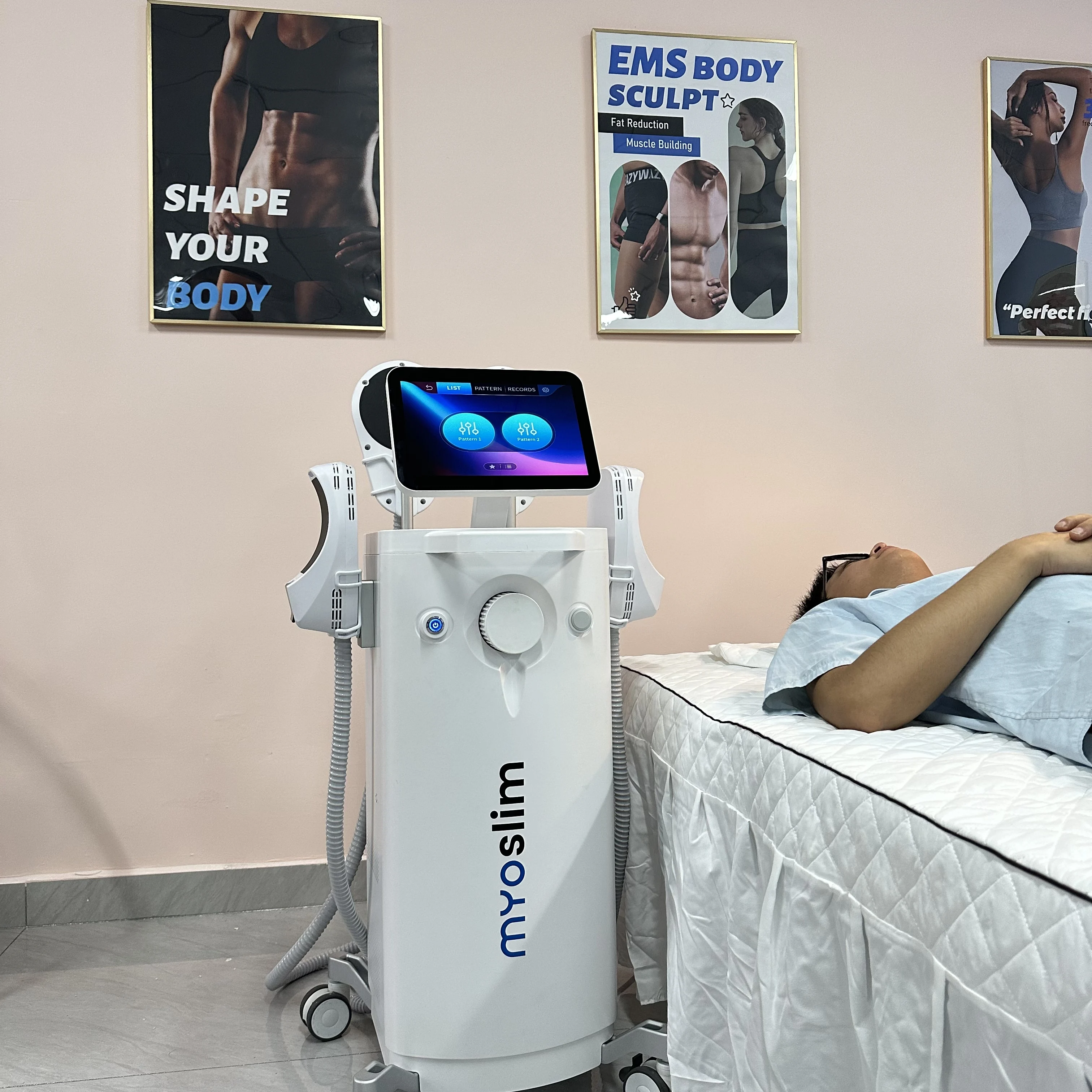 

MyoSlim 6500W RF EMS Body Sculpting Machine - Hi-emt Technology - Professional Fat Burning & Muscle Toning Equipment