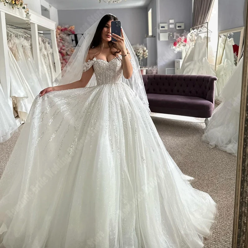 Mulheres fora do ombro vestidos de casamento chiffon, vestidos de noiva linha A, princesa esfregando comprimento, gola querida, 2024