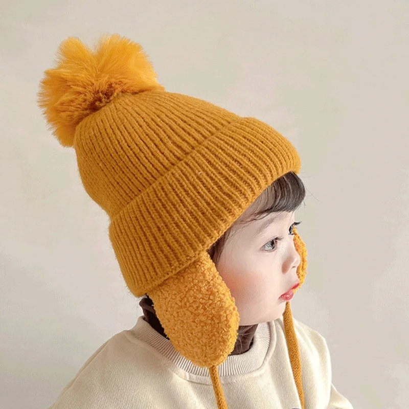 RIRI Chapeau chaud pour enfants avec cache-oreilles en peluche, chapeau d'hiver parfait pour les sorties par temps froid