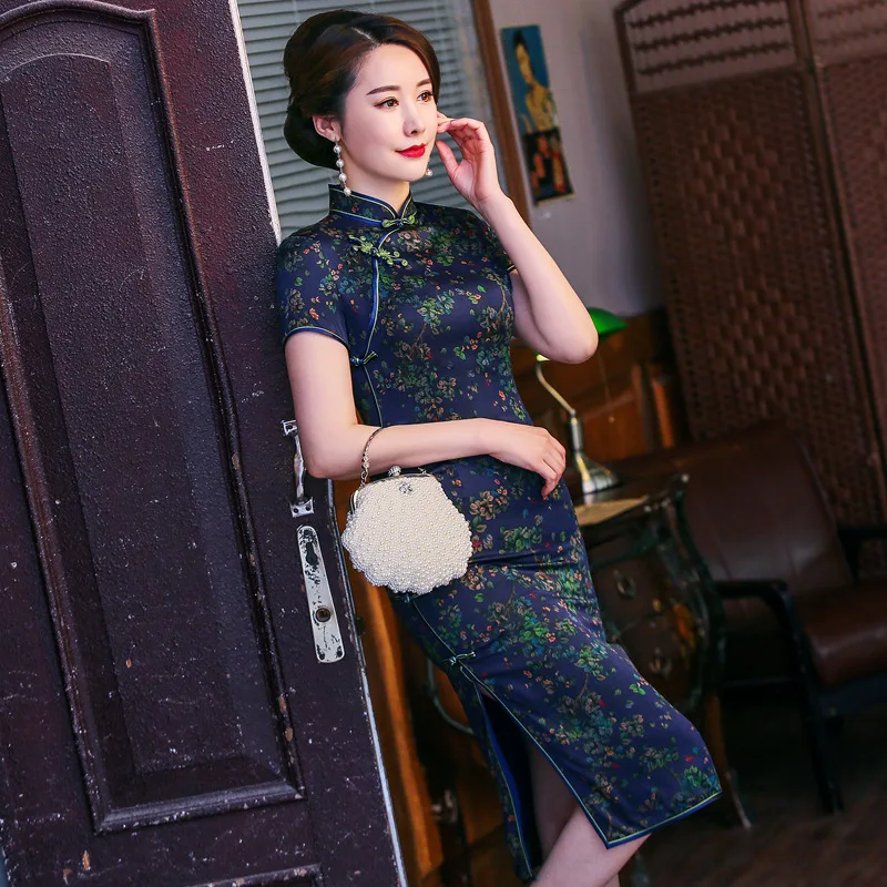 High Quality Real Silk Gambiered Guangdong Button Floral Print Improved plus Size Cheongsam Qipao Women's Dress