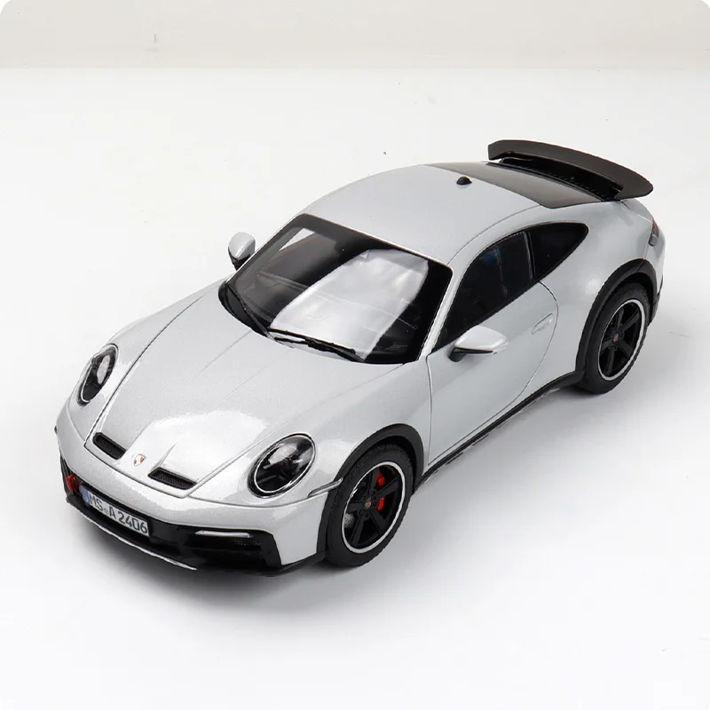 Normv escala 1:18 2023 911 dakar simulação liga modelo de carro estático dissipação brinquedo colecionável presente lembrança decoração