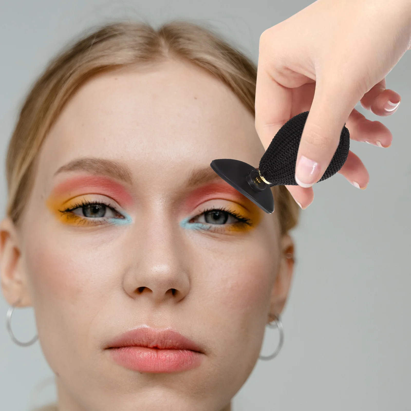 실리콘 헤드가 있는 빠른 아이섀도우 스탬프 정밀 주름 정의 메이크업 도구 모든 여성을 위한 가볍고 유용한 액세서리