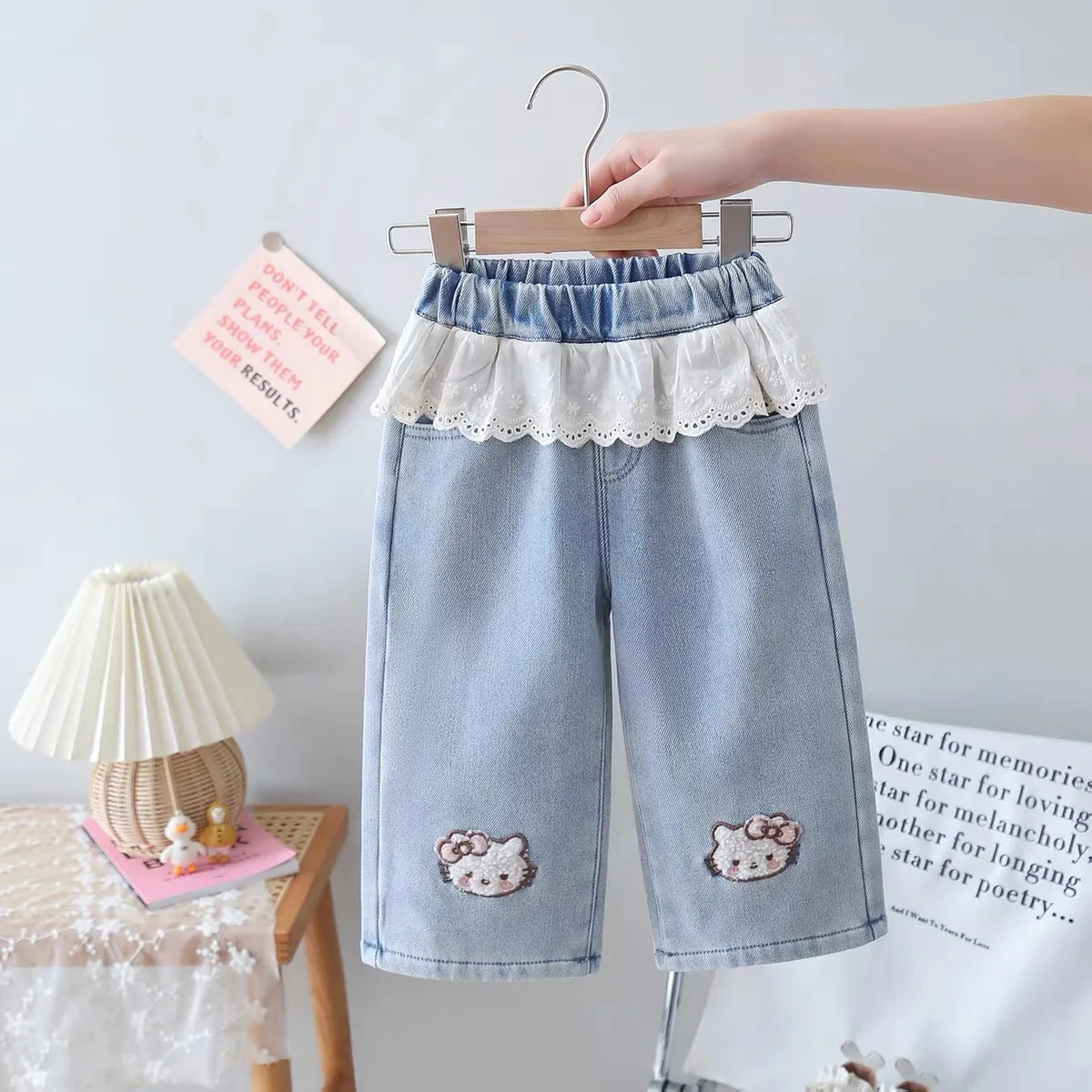 

Зимние кружевные джинсы на флисовой подкладке для девочек, синие джинсовые брюки с вышивкой Hello Kitty, корейские модные милые прямые брюки