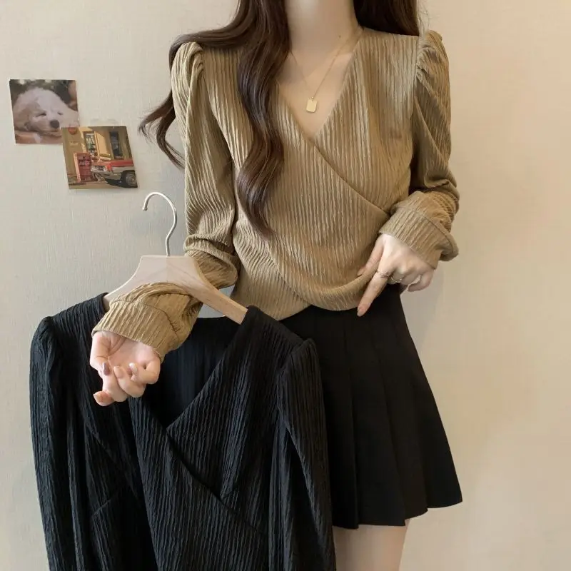 

Long Sleeved V-neck Pleated Design T-shirt for Women's Spring Autumn 2024 New Loose Casual Elegant Slimming Oversized Shirt Top