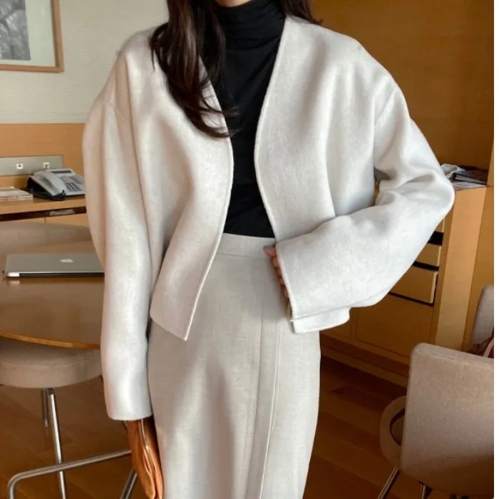 

Chic mat Korean Sle Women's Woolen Coat V-Ne ort Loose Versatile Top Commute Straight Tube Long Sve Pure Color