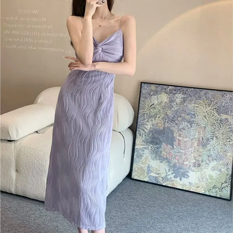 Sexy V-Neck Stylish Folds Slip Long Dress Summer French Style Elegant Slim Female Clothing Waist Sleeveless Solid Color Dresses