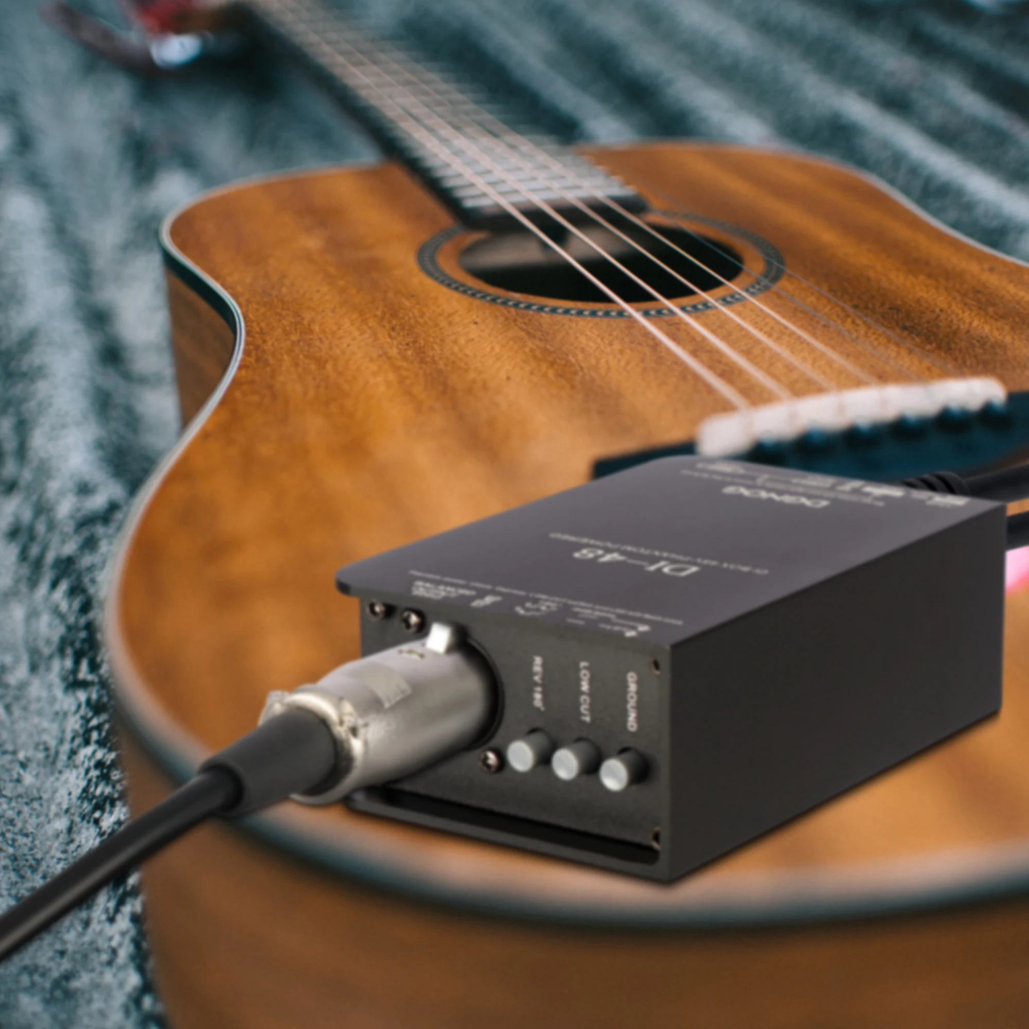 DGNOG DI48 Active Direct Box With 48V Phantom Power -15dB Pad, 180° Polarity Reverse Mix left Right Mono Output DI Direct Box