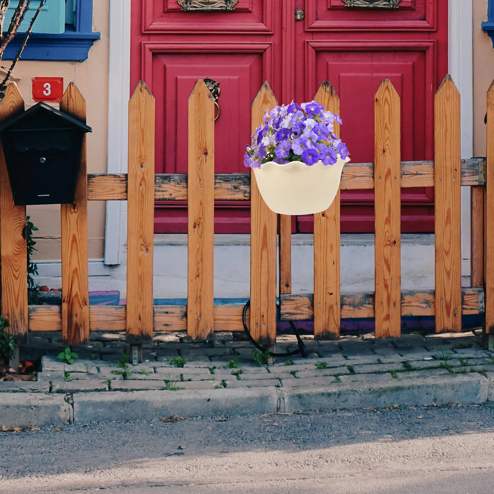 

1Pcs Semicircle Wall Hanging Planter Premium Plastic Flowerpot Chic Easy Mount Cozy Elegant Home Garden Wall Planter