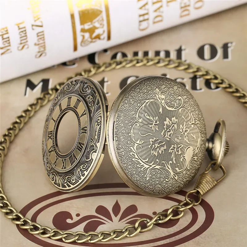 Vintage Hollow-out Roman Number Case Quartz Pocket Watch Antique Clock Necklace Pendant Chain Men Women Gifts Reloj De Bolsillo