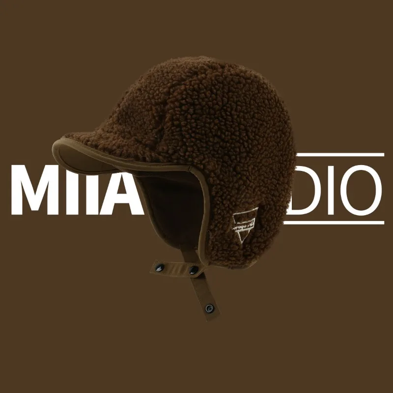 Protezione per le orecchie in lana di agnello giapponese Lei Feng cappello da uomo e da donna Casual Versatile cappello volante Pullover da