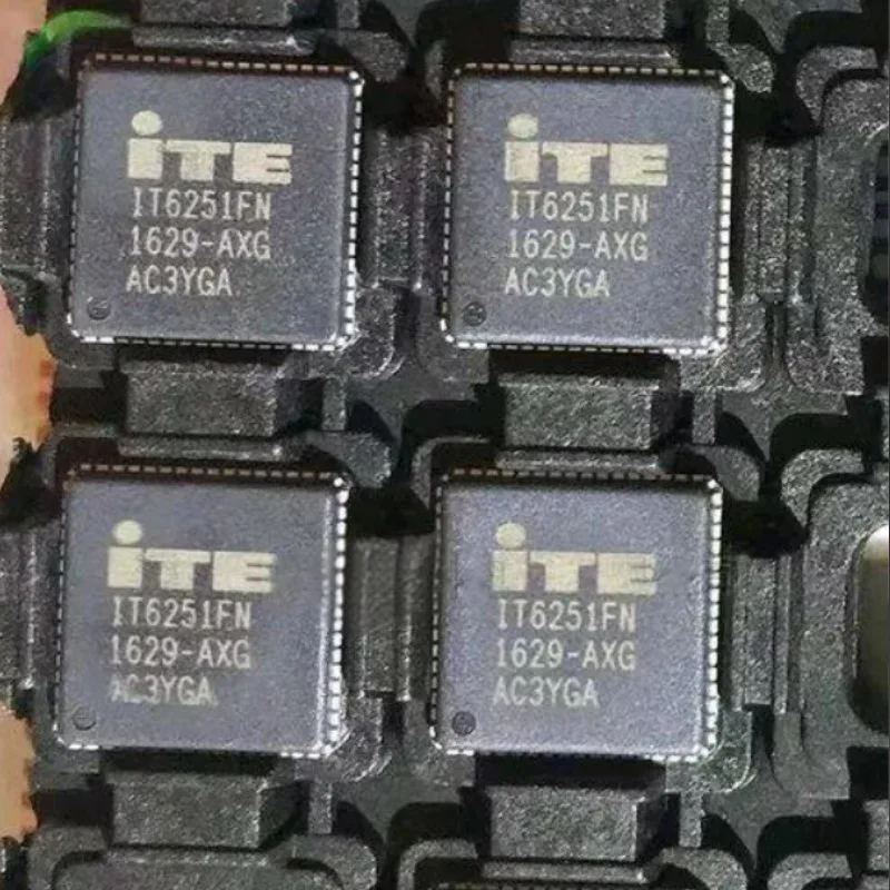 

IT66121FN IT66121FN/BX package QFN64 Brand new original IC electronic chip integrated circuit
