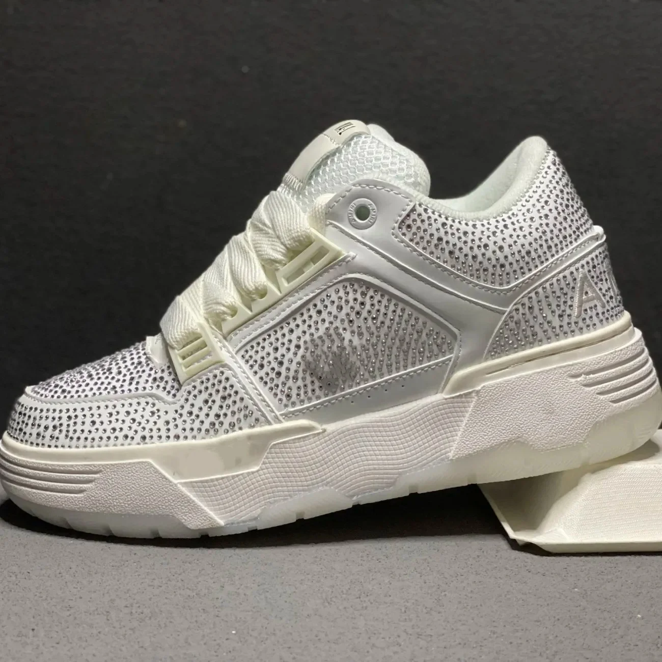 Zapatos Casuales 2026, con Cuentas de Cristal de Lujo, Zapatillas de Diseñador para Hombre y Mujer, Estilo Plataforma con Aumento de Altura