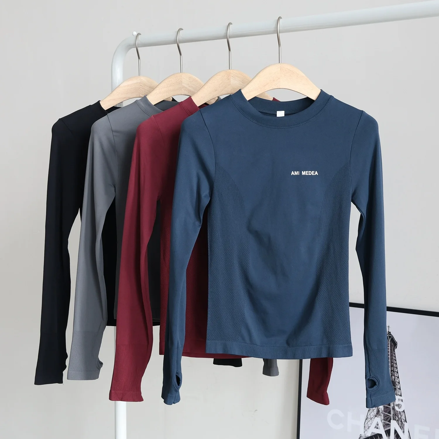 

Women's Long-Sleeve Fingerless Round Neck Sports Top, Running Quick-Dry T-Shirt, Tight and Sexy Yoga Fitness Wear