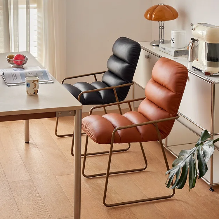 Silla de comedor antigua de lujo, ligera, nórdica, expresión, respaldo retro de metal moderno