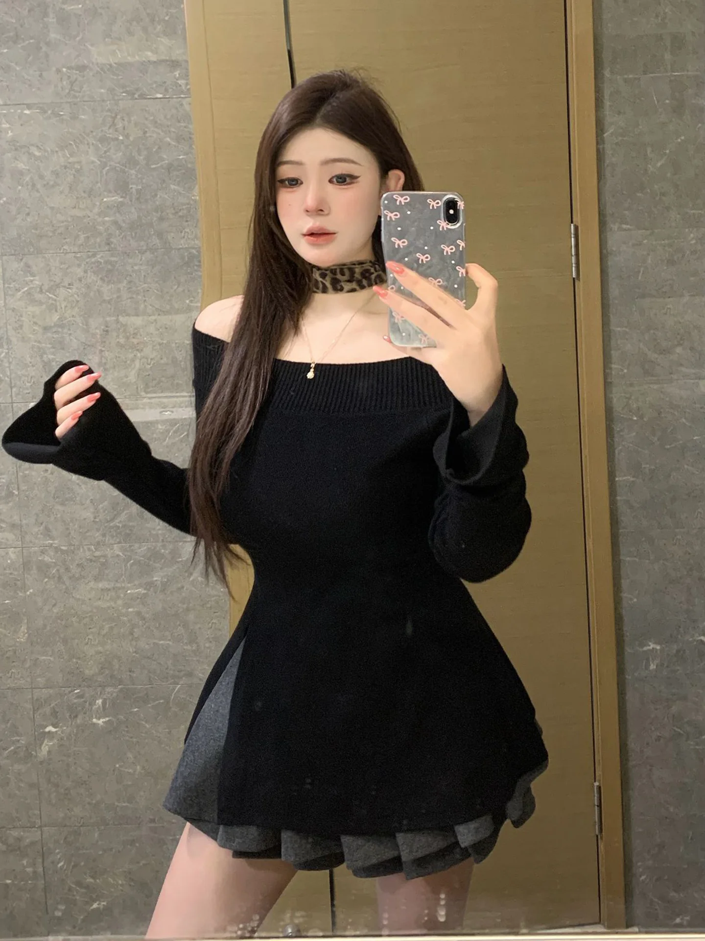 

Spring Faion Women's One oulder Asymmetric Waist Cinching Split Flared Sve Set Ele Sle Long Sve Crew Ne