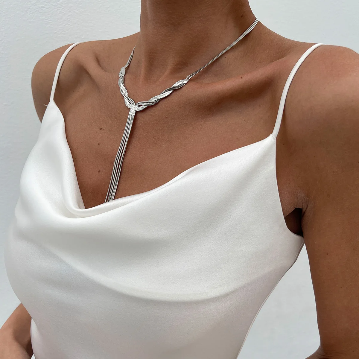 Necklace Snake Chain Y Shaped Tassel with Woven Cord and Adjustable Clasp for Women Refined Daily Evening Party Gift
