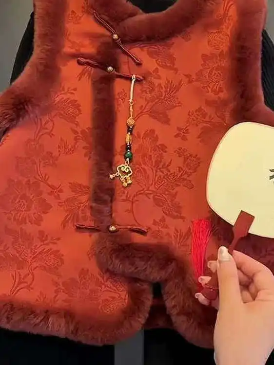 

Red Thickened Sleeveless Vest Autumn Winter New Style Luxury Vintage Chinese National Style Festive New Year Elegant Fashionable