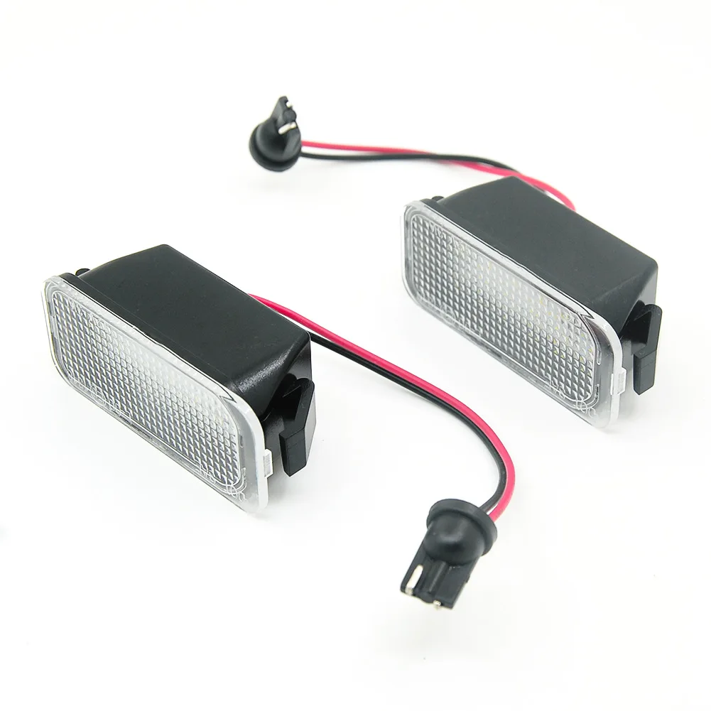 Suitable for Jaguar XJ 09-15/JaguarXF 07-15 LED license plate light cross-border license plate light