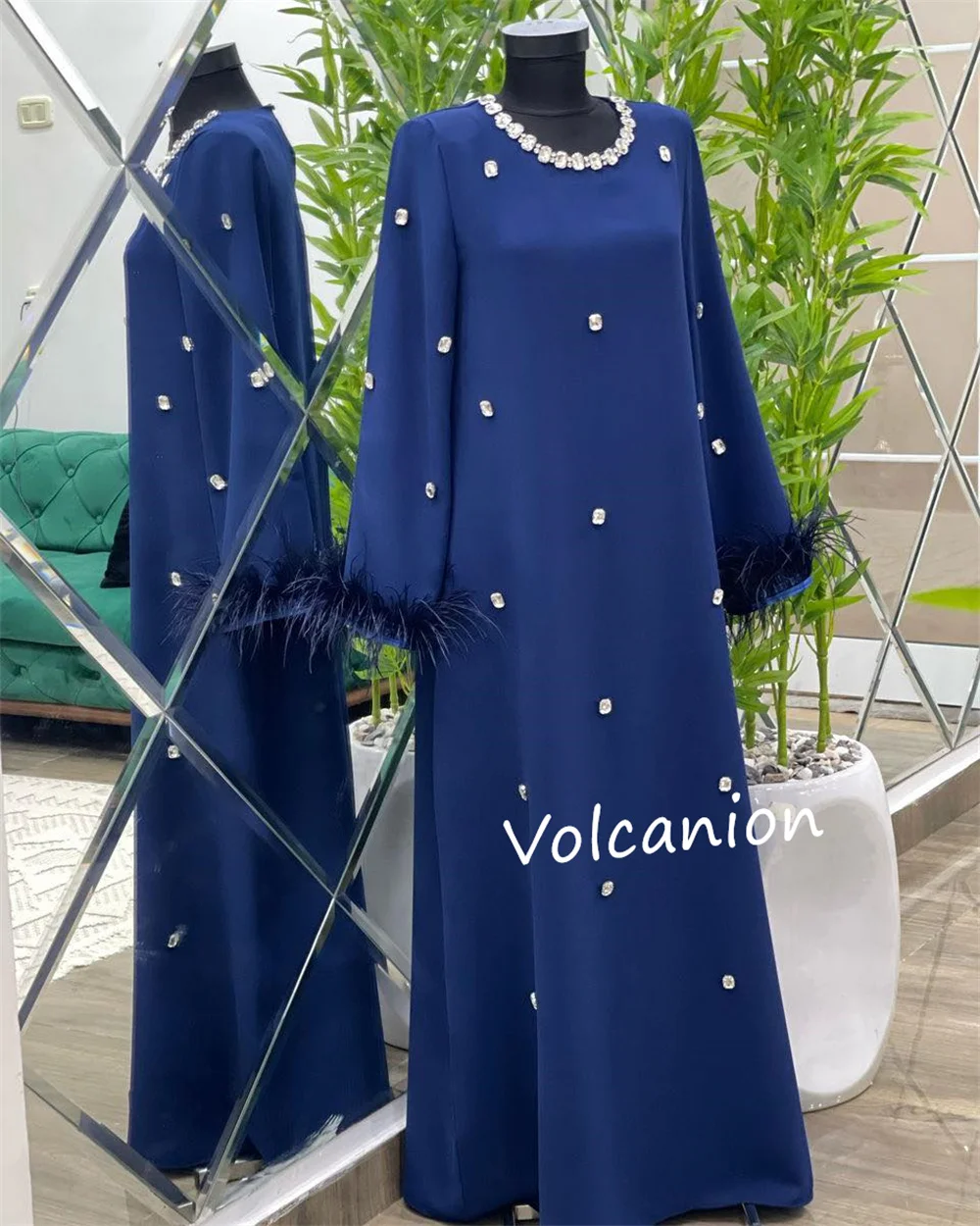 تخصيص جيرسي حجر الراين ريشة ألف خط س الرقبة فساتين طويلة مناسبة مخصصة الأحجام الرجعية الكلاسيكية المتاحة