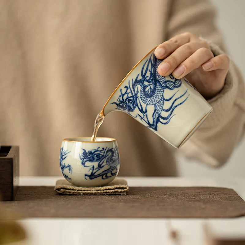 Ru Ware Blue and White Pattern Pitcher Gong Dao Bei Beige Tea Household Kung Fu Set Separator Gracked Glaze Supportable