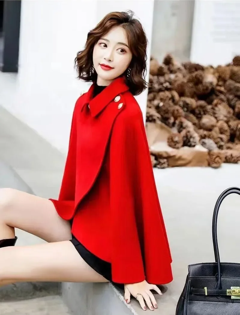 Autumn Winter Women Double-Breasted Batwing Sleeve Coat Red Fur Hooded Cloak Cape Woollen Tweed Poncho Thick Warm Loose Outwear