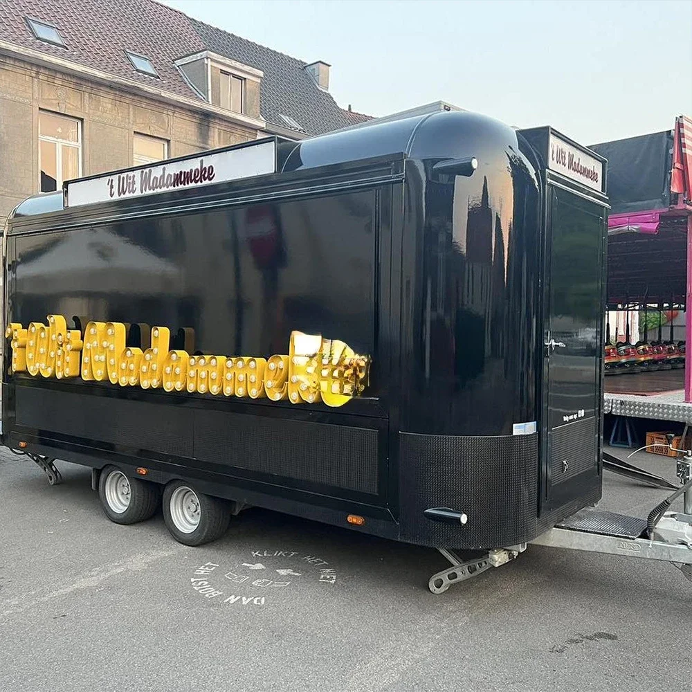 Hot sales 3D Design Street Mobile Airstream Hot Dog Fast Food Trailer Fully Equipped Mobile Pizza Food Truck For Sale Europe