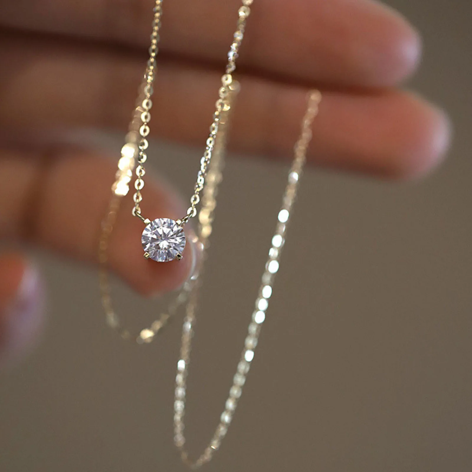 Halskette aus 925er-Sterlingsilber, 18 Karat vergoldet, vielseitige einzelne funkelnde Zirkon-Schlüsselbeinkette für Damen, Hochzeitsschmuck
