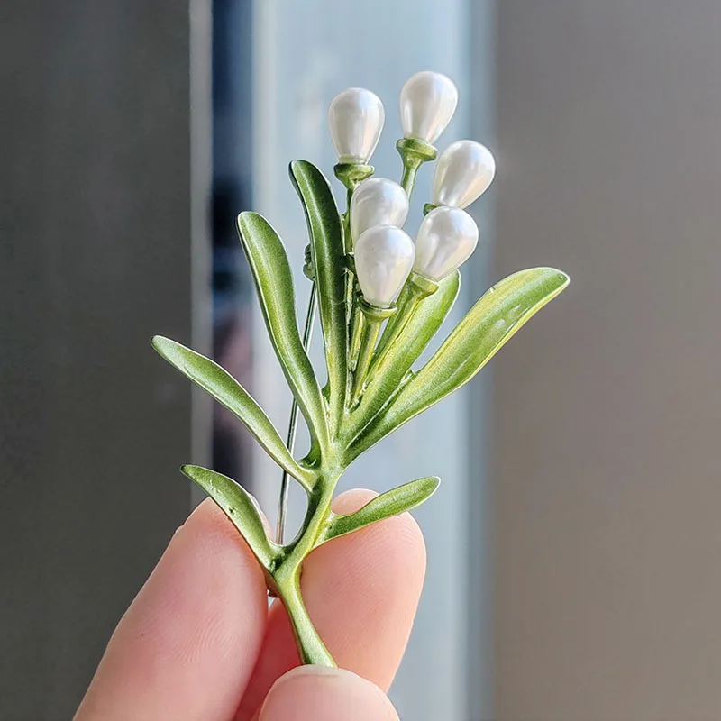 Creative Fresh Three-Dimensional Leaves Pearl Brooches For Women Trendy Lotus Flowers Bouquets Brooch Pins Party Jewelry Gift