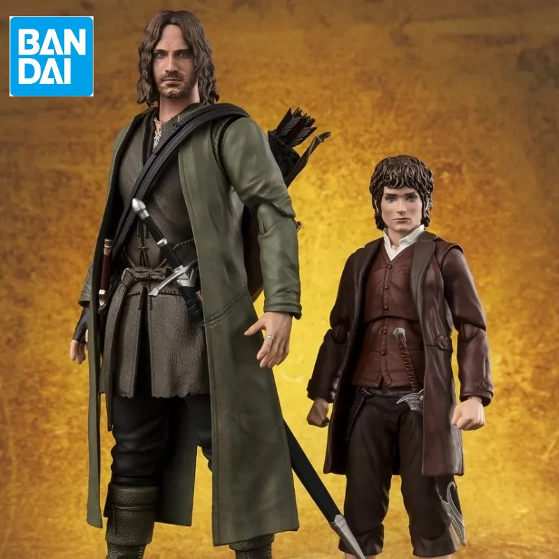 

В наличии: Коллекционная фигурка Bandai S.H.Figuarts Арагорн (Властелин колец), Фродо Бэггинс и Голлум (Властелин колец) — Премиум-модель, подарок