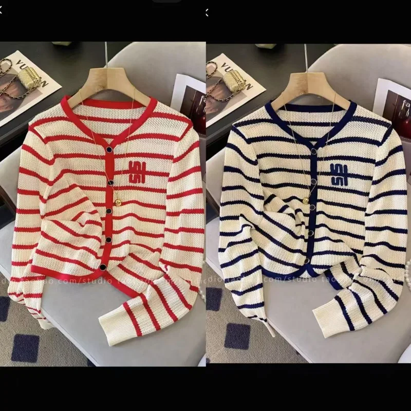 

Spring Autumn Striped Letter Embroidery V-neck Single Breasted Tops Women Clothing Vintage Commute Loose Knitted Cardigan
