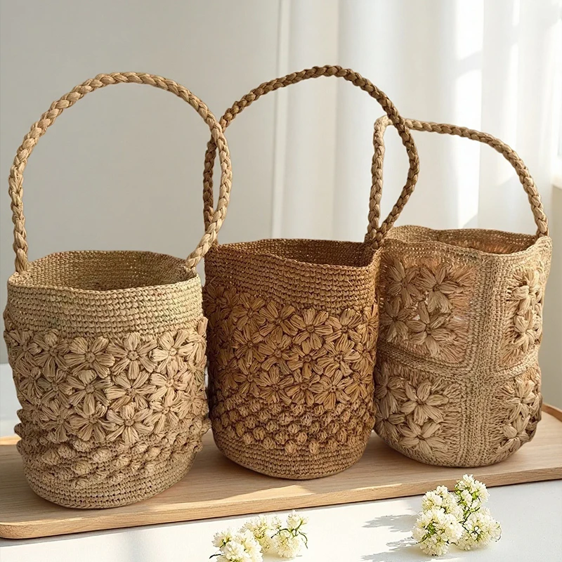 

Raffia Woven Handbag Floral Hollow Straw Shoulder Bag Bohemian Style Summer Beach Vacation Bag Women's Fashion Niche Bucket Bag