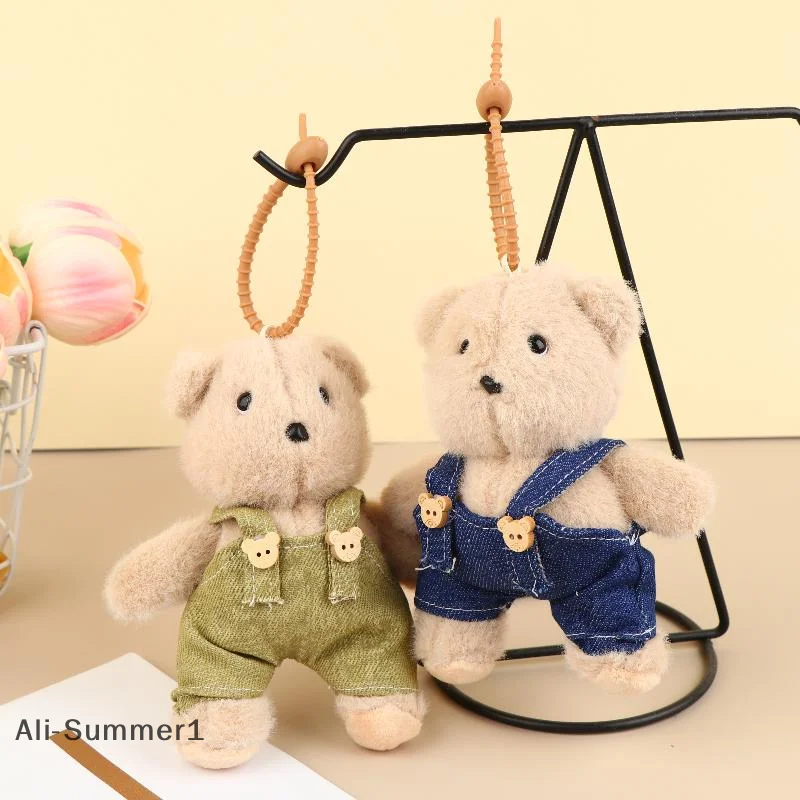 【E】ملابس لطيفة على شكل دب الدب من القطيفة للزوجين إكسسوارات معلقة على شكل دب كرتوني هدية ديكور ساحرة