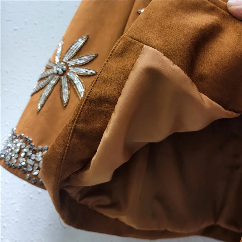 WTHT 2025 Spring Fashion Women\'s Rivet Flower Loose Casual Jacket New Trendy Long Sleeves Single Breasted Coat Female 1LS713
