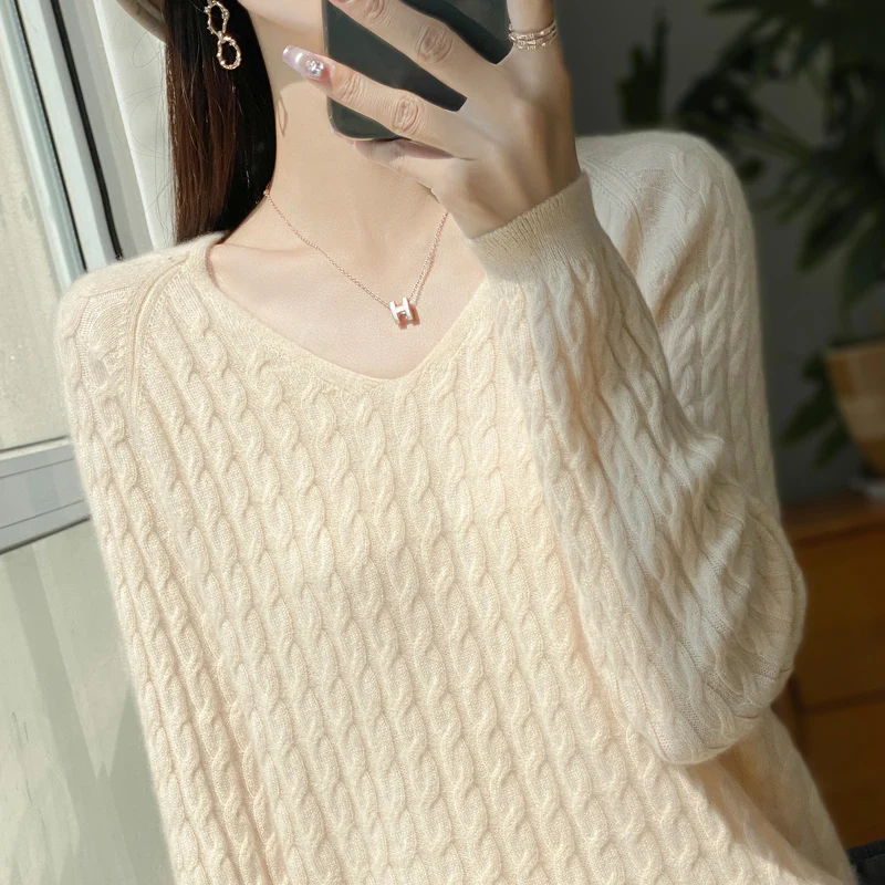 Autumn and Winter V-neck Women's Sweater New Knitted Loose Twisted Flower Full Sleeve Women's 100 Australian Wool Pullover